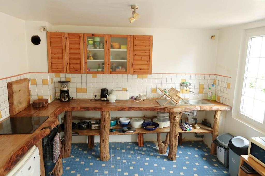 Gite Au Coeur D'Une Residence D'Artiste Saint-Aubin-de-Bonneval Extérieur photo
