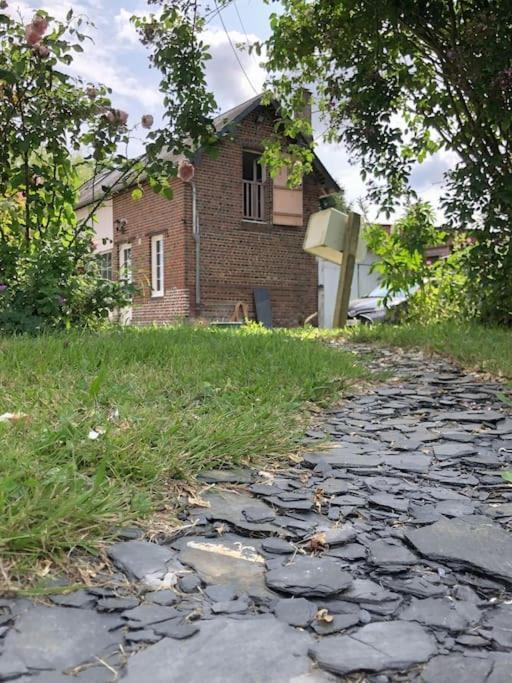 Gite Au Coeur D'Une Residence D'Artiste Saint-Aubin-de-Bonneval Extérieur photo