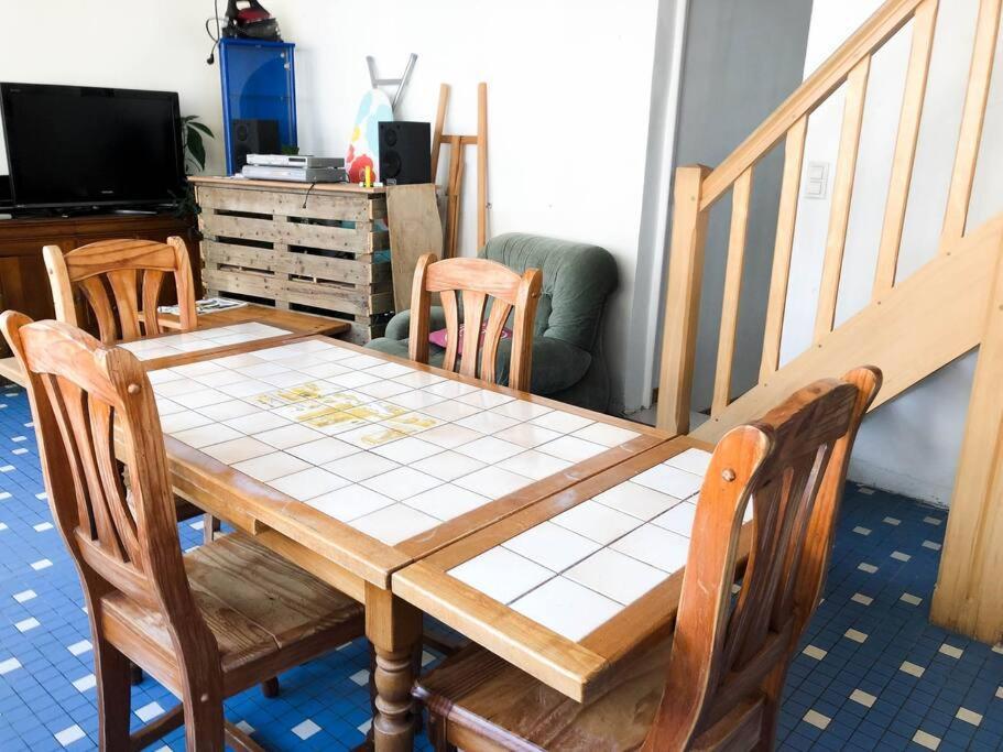 Gite Au Coeur D'Une Residence D'Artiste Saint-Aubin-de-Bonneval Extérieur photo