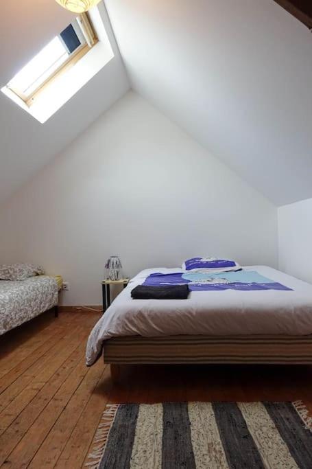Gite Au Coeur D'Une Residence D'Artiste Saint-Aubin-de-Bonneval Extérieur photo