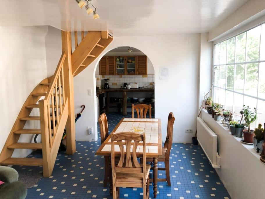 Gite Au Coeur D'Une Residence D'Artiste Saint-Aubin-de-Bonneval Extérieur photo