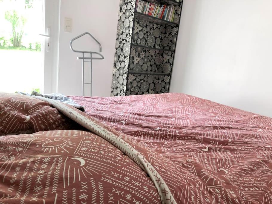 Gite Au Coeur D'Une Residence D'Artiste Saint-Aubin-de-Bonneval Extérieur photo